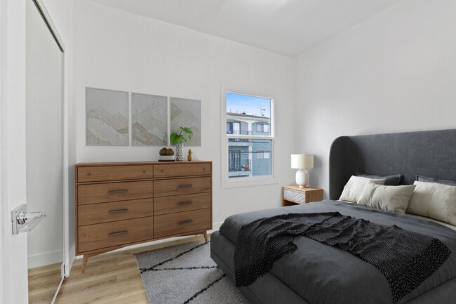 Photo - 201 Normandie Ave Unit 13