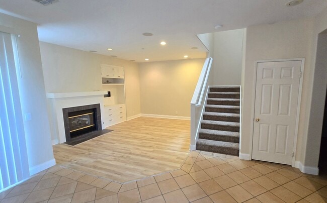 Photo - Orange 3 Bed, 2.5 Bath Townhouse for Lease...