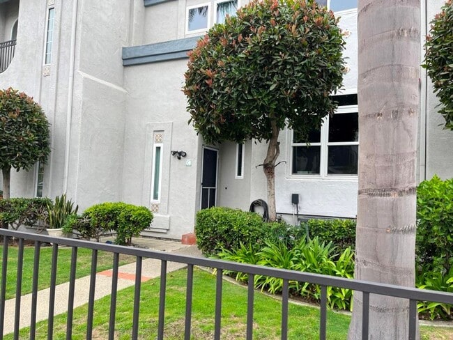 2Bed/2.5Bath Condo Near Downtown Oceanside... - 2Bed/2.5Bath Condo Near Downtown Oceanside...