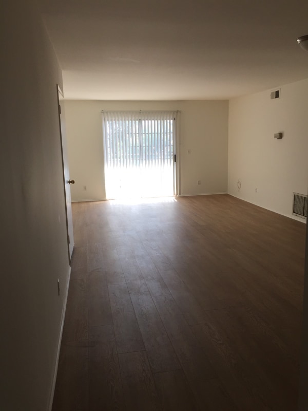 Photo - 3031 Grand View Blvd Unit 114