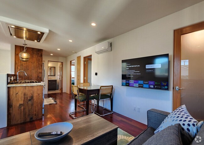 Building Photo - 3907 Prospect Ave Unit 3907A Rental