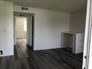 Photo - 157 S Hoover St Apartment Unit B