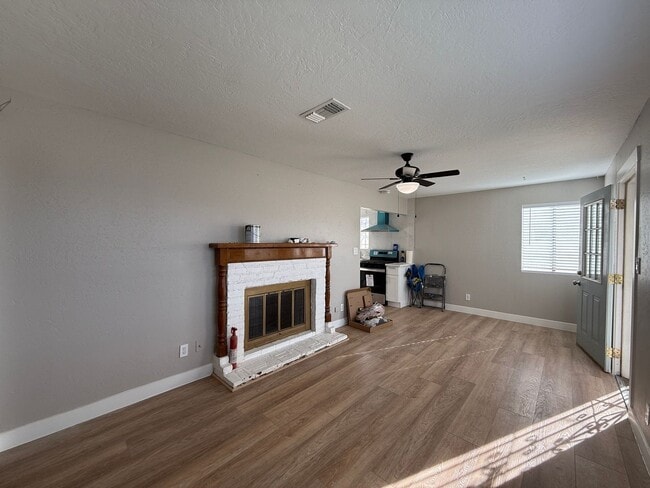 Photo - Lancaster 3 Bedroom + 2 Bathroom