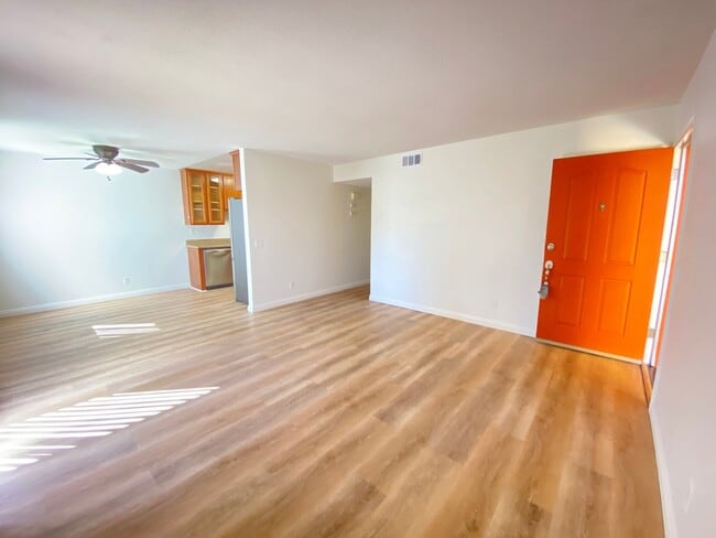 Photo - *Special* Charming 2 bedroom 2 bathroom Condo in Oceanside!