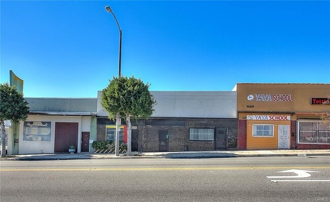 Photo - 1135 N La Brea Ave Townhome
