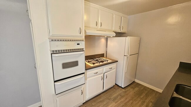Photo - 545 Hayworth Ave Unit 207