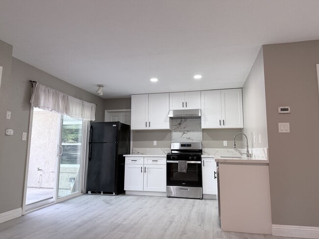 Building Photo - 11413 Meknes Way