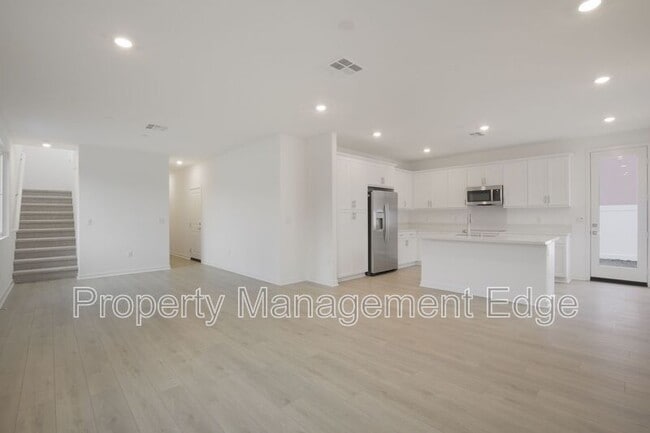 Photo - 31529 Cobalite Dr