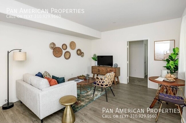 Building Photo - 840 S Magnolia Ave Unit 1303