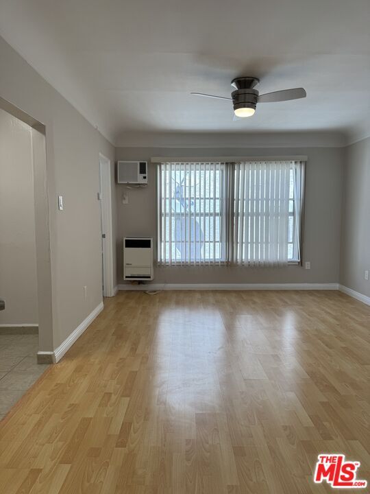 Photo - 265 S Manhattan Pl Unit 14