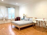 Photo - 301 N Sycamore Ave Apartment Unit 8