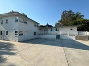 Photo - 6 Bed/ 5 Bath on Campanile! Large back area!