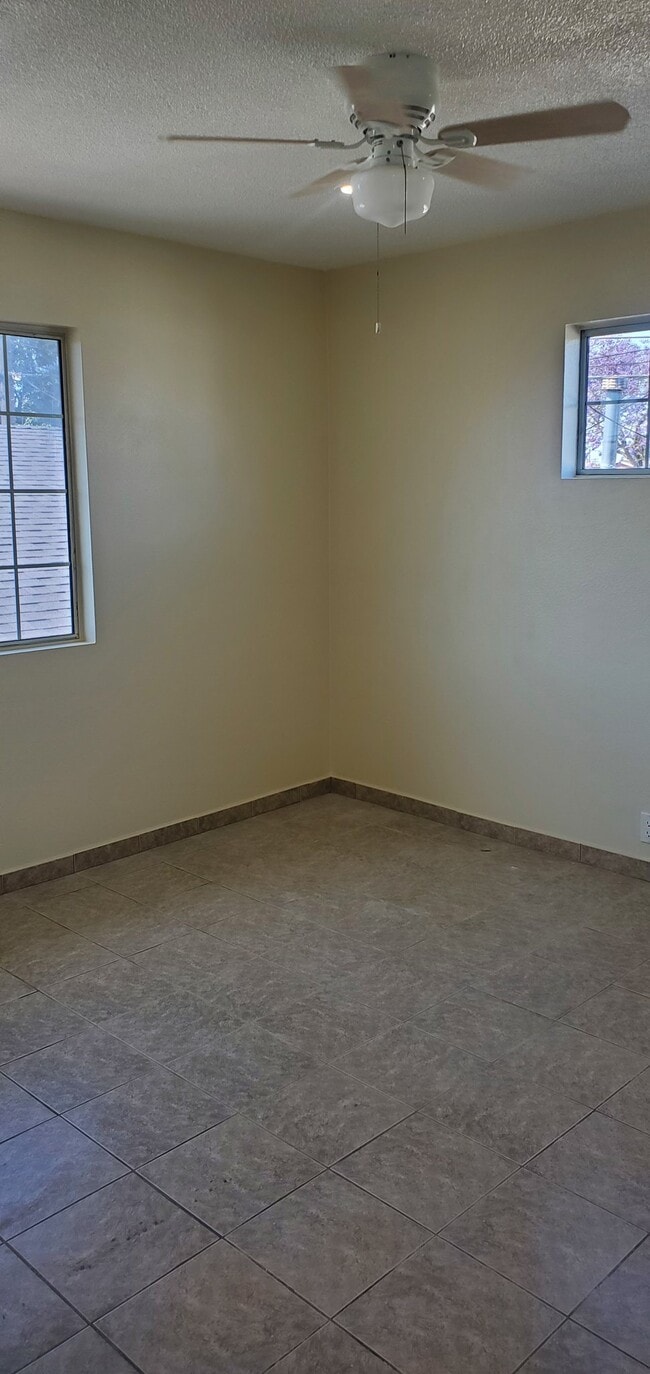 Photo - 11749 4th Ave Unit 4