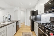 Photo - 12963 W Runway Rd Unit 321