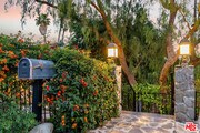 Photo - 2716 Halsey Rd