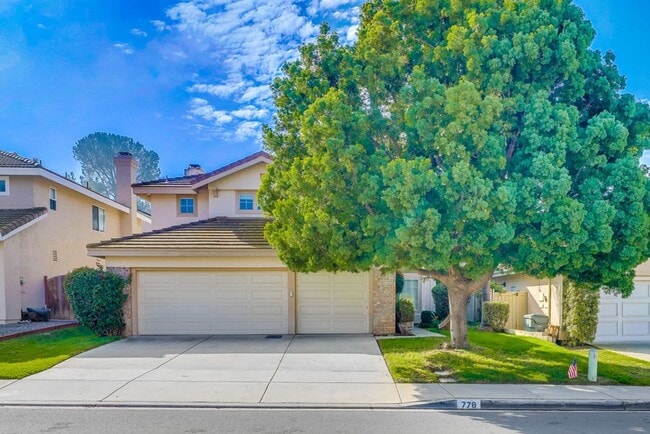 Building Photo - Discovery Hills Home with Spacious Yard an...