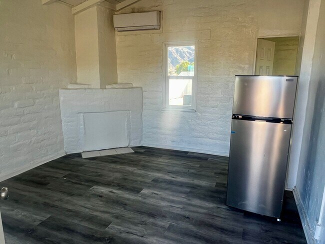 Photo - 72061-72067 Joshua Ln. Unit 72065
