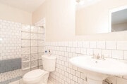 Photo - 640 Elm