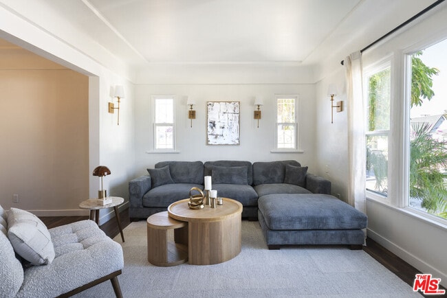 Photo - 7853 Brighton Ave