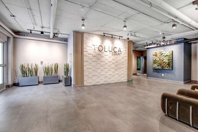 Photo - Toluca Court