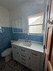 Full bathroom (newly remodeled) - 1536 North Mariposa Avenue