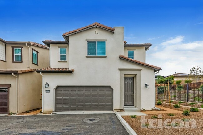 Building Photo - 31606 Dwight Dr