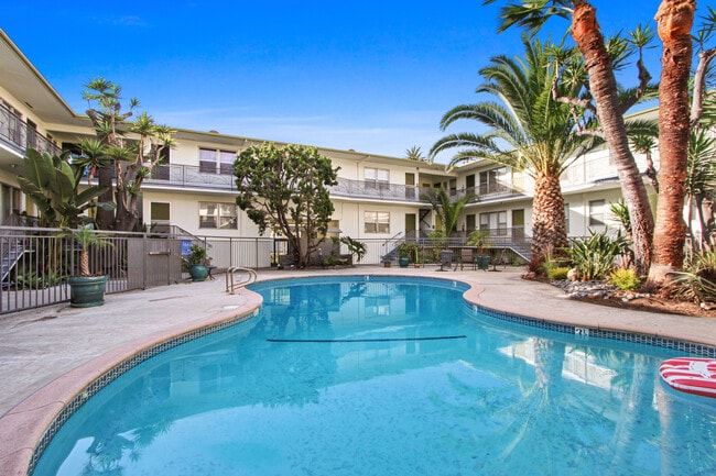 Photo - 300 California Ave