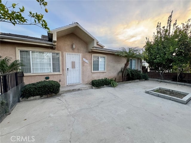 Photo - 12714 Vanowen St