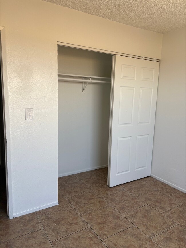 Photo - 11200 Auburn Ave Unit 80