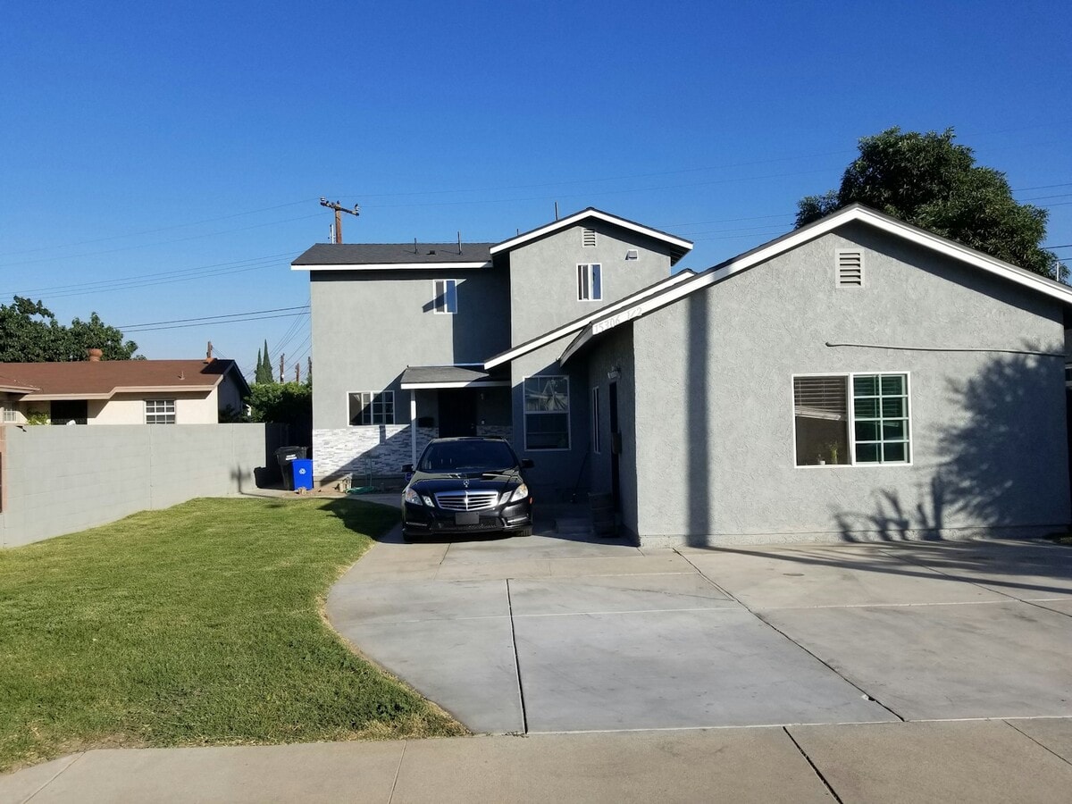 Photo - 15306 El Camino Ave