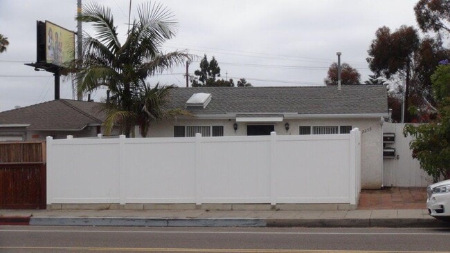 Photo - 2255 Garnet Ave Unit #2