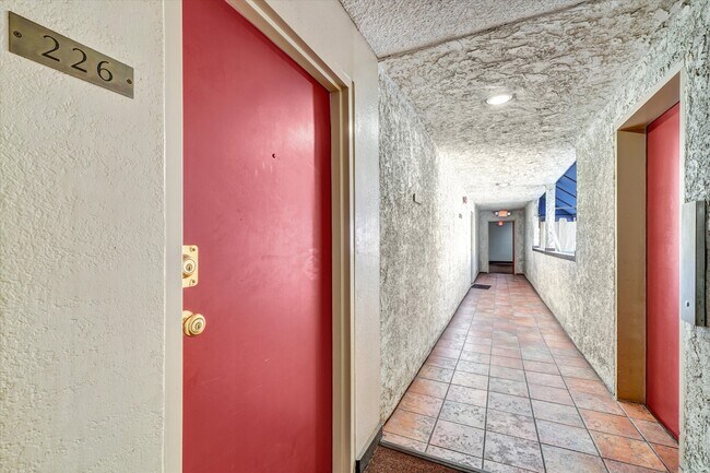 Photo - 18530 Hatteras St Unit 226