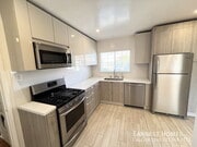 Photo - 14013 Addison St