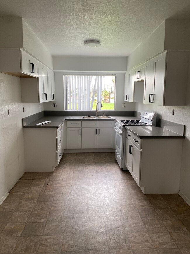 Photo - Magnolia Tree Apartments