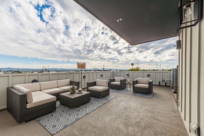 Building Photo - Brand-New Luxury Townhomes in NoHo Unit #11839