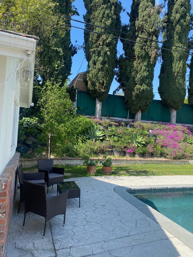 Photo - 8387 Shoup Ave