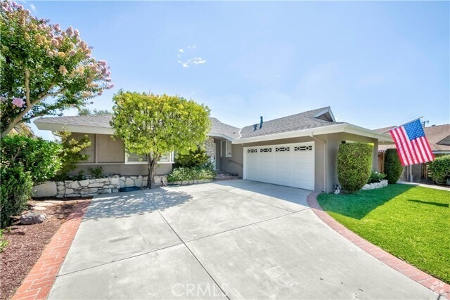 Building Photo - 2301 W Cajon Dr Rental
