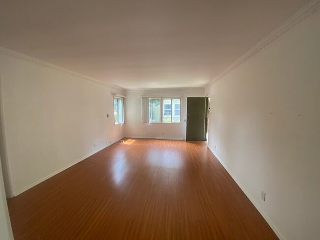 12737 Venice Blvd. Unit 12737 - Los Angeles, CA | WestsideRentals.com