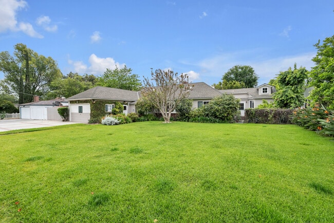 Photo - 4722 Forman Ave