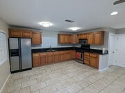 Photo - 616 E Opp St