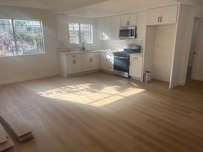 Photo - 1141 N Berendo St Apartment Unit 1.5