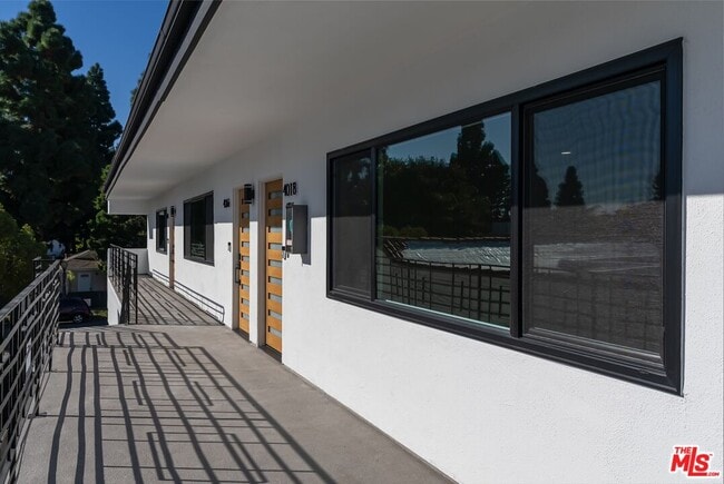 Photo - 4018 La Salle Ave