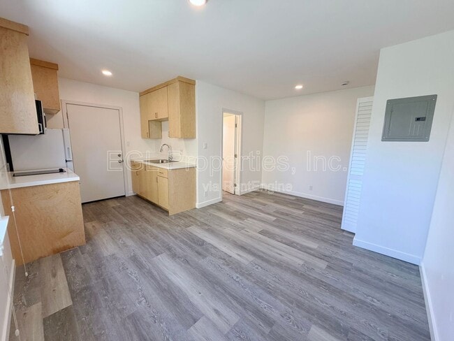 Photo - 4239 1/2 West 64th Street Unit 4239 1/2