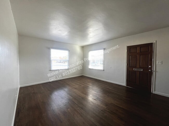 Photo - 102 Palm Ct Dr