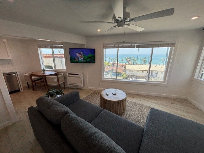 Photo - 115 Capistrano Ln Apartment Unit #E