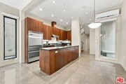 Photo - 744 Marine St