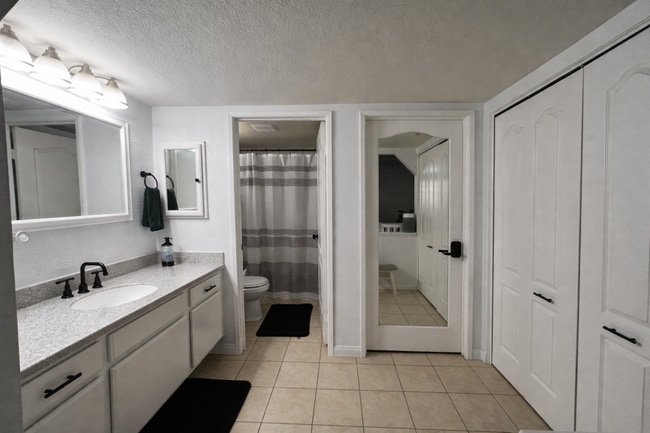 Photo - 3597 W Greentree Cir