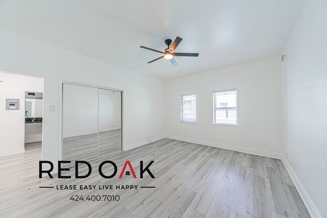 Photo - 6075 Franklin Ave Unit 244
