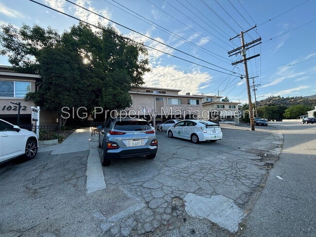Photo - 10212 Tujunga Canyon Blvd Unit 2