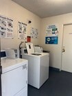 Laundry facilities - 400 N Acacia Ave Unit C-18